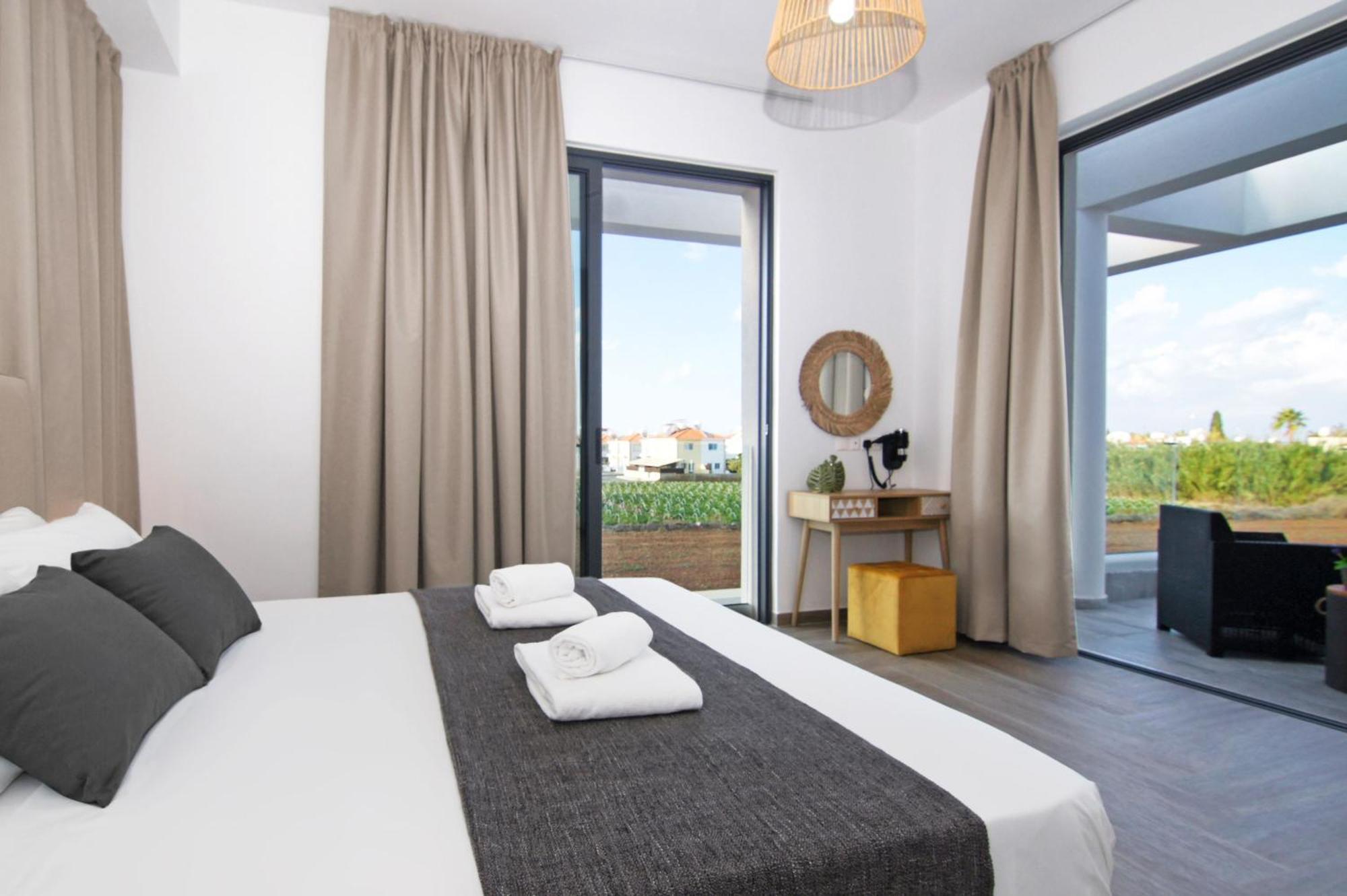 Villa Queen Isabella Protaras Ngoại thất bức ảnh